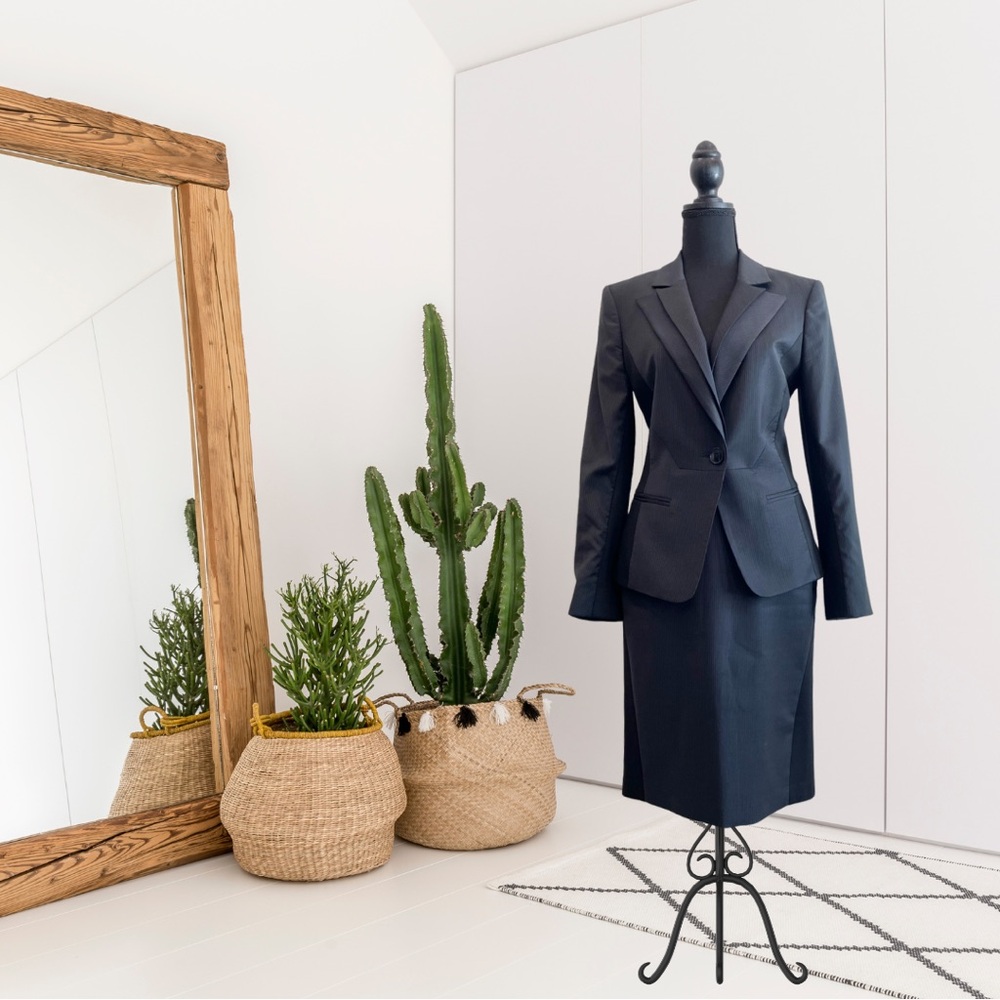 Andy The-Anh 2PC Pinstriped Skirt Suit Set